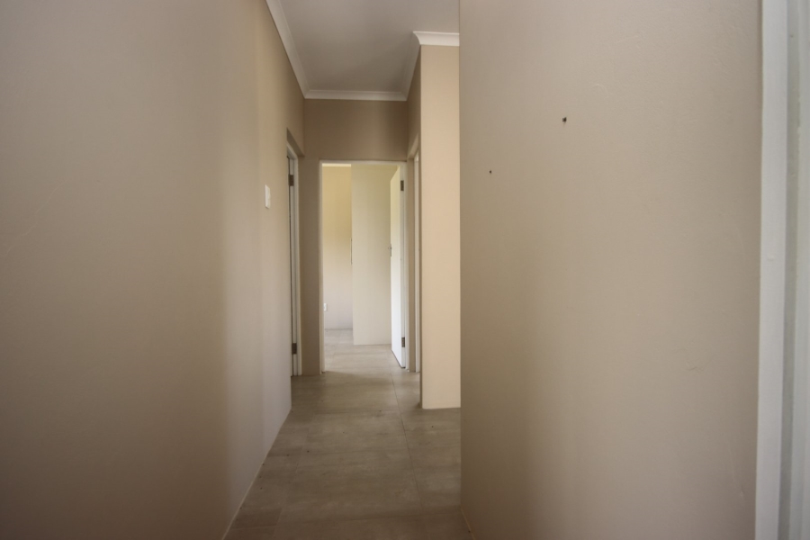  Bedroom Property for Sale in Kidds Beach Eastern Cape